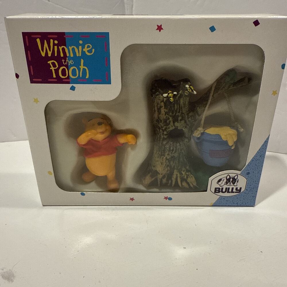 Vintage Bullyland Winnie the Pooh PVC Figure Tree Honey Pot CutOut Box Puzzle